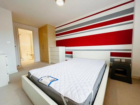 2 bedroom flat to rent - Photo 4