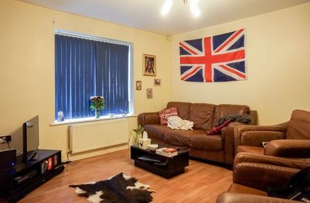 1 Bedroom Headingley Avenue - Photo 3