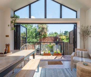 3 Bed Terraced House, Havelock Road, SW19 - Photo 6