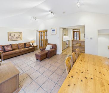 4 bedroom detached house to rent - Photo 1