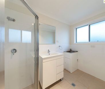 TWO BEDROOM GRANNY FLAT - Photo 2