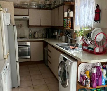 Ruabon Road Room 1 - Photo 3