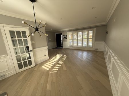 For Lease - 2 Mackinac Crescent, Toronto, Ontario - Photo 2