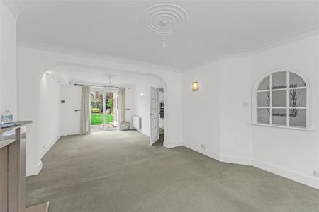 3 bedroom terraced house to rent - Photo 2