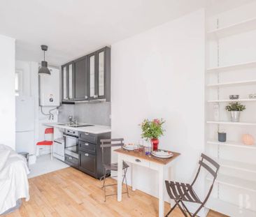 Rental Apartment Paris 18th Grandes-Carrières - Photo 3