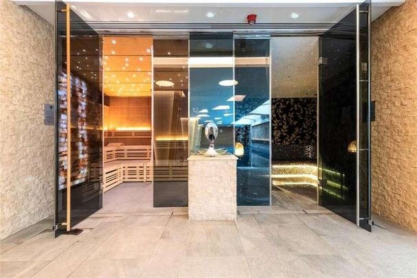 Columbia Gardens, Lilie Square, London, SW6 - Photo 1