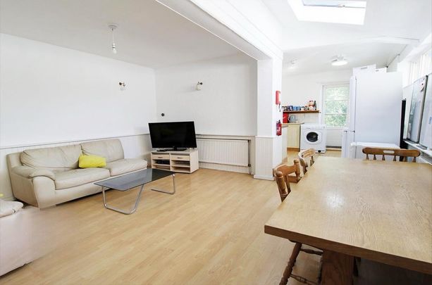5 bedroom house share to rent - Photo 1