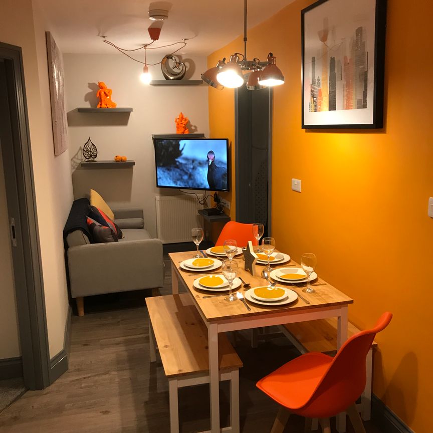 Eastern Avenue 4 - Photo 1