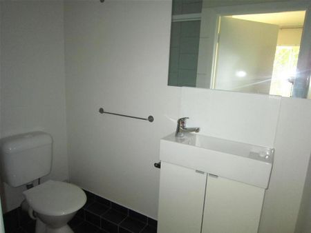 FURNISHED OR UNFURNISHED WITH AIR CONDITIONING - Photo 2