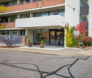 For Lease - 2301 Derry Road Unit# 405, Mississauga, Ontario - Photo 4