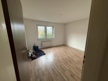 Gemütliche 2,5-Zimmer-Wohnung mit Balkon in Gelsenkirchen-Erle - Photo 5