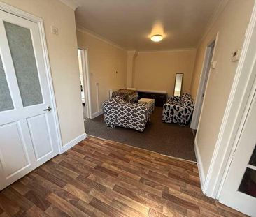 Harrison Road, SO17 - Photo 2