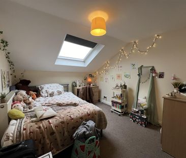 4 bedroom apartment to rent - Photo 6