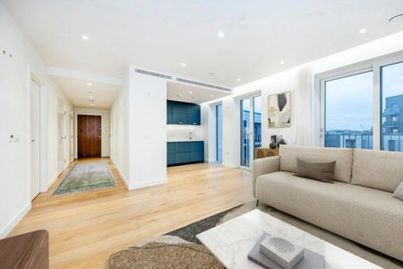 Jubilee Walk, Clerkenwell, WC1X - Photo 2