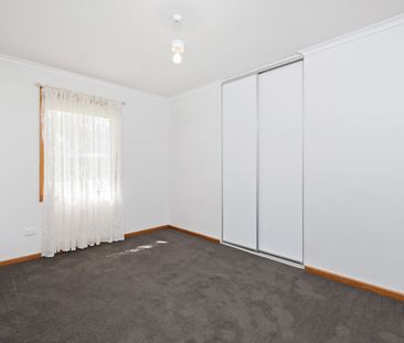 3 Istanbul Dr, Aberfoyle Park SA 5159 - House For Rent | Domain - Photo 4
