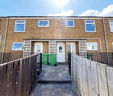 2 bedroom Maisonette to rent - Photo 6