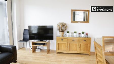 Great 2-bedroom flat to rent in Stoneybatter, Dublin - Photo 2
