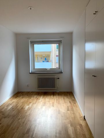 Norra Knoopgatan, Eskilstuna - Photo 2