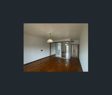 Extra Spacious 3-Bedroom + Study Home in Peakhurst / Riverwood area - Photo 2