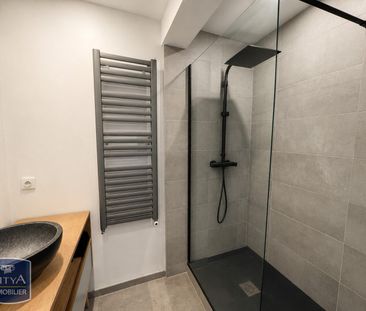 Location Appartement 3 pièces 71m² LILLE 59000 - Photo 4