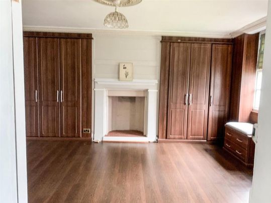 6 bedroom detached house to rent - Photo 1