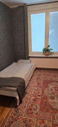 Högloftsvägen, Västerås - Photo 1