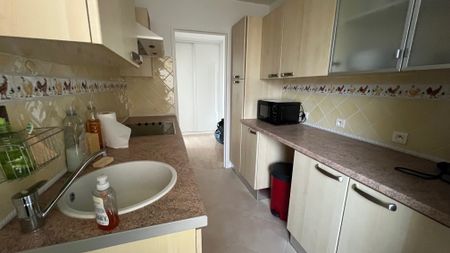 Location Appartement 2 pièces 50m² VENCE 06140 - Photo 3