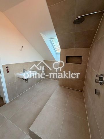 Neubau-Dachgeschoss im schönen Altbau: 4-Zimmer mit Balkon - Foto 3