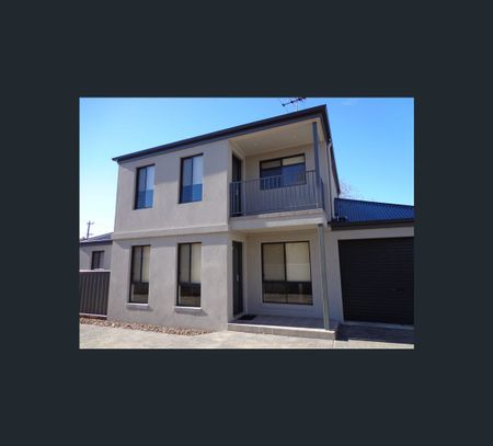 5/823 Miller Street, Albury, NSW 2640 - Photo 2