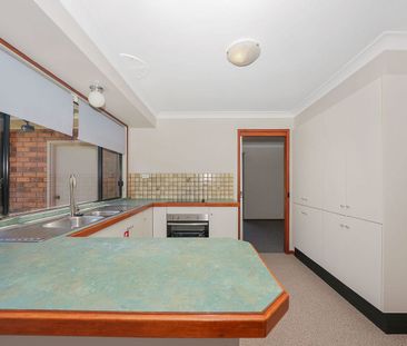 Perfectly positioned corner-block home in Eleebana with 3 beds, and... - Photo 3