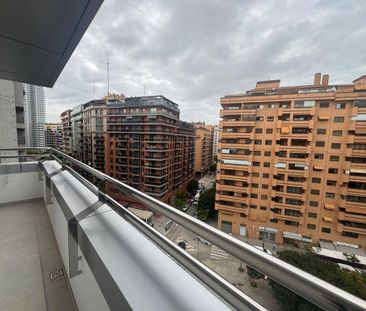 3 room luxury Flat for rent in Valencia, Spain - Photo 5