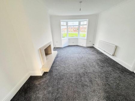 3 bedroom end of terrace house to rent - Photo 2