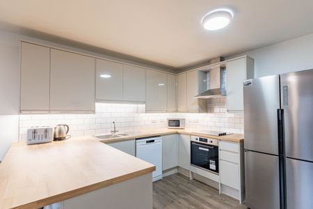 1403L West Bryson Road, Edinburgh, EH11 1EH - Photo 3