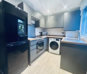 Gilpin Terrace (room 2*), Armley, Leeds - Photo 4