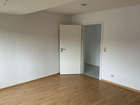 Geräumige helle 4-Zimmer-Wohnung in Zeven - ab sofort anmietbar - Photo 3