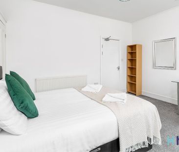 Deane Road, Kensington. - Photo 6