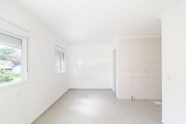 Apartamento com 1 quarto e 35m² para alugar em Vila Nova, Porto Alegre. - Photo 1