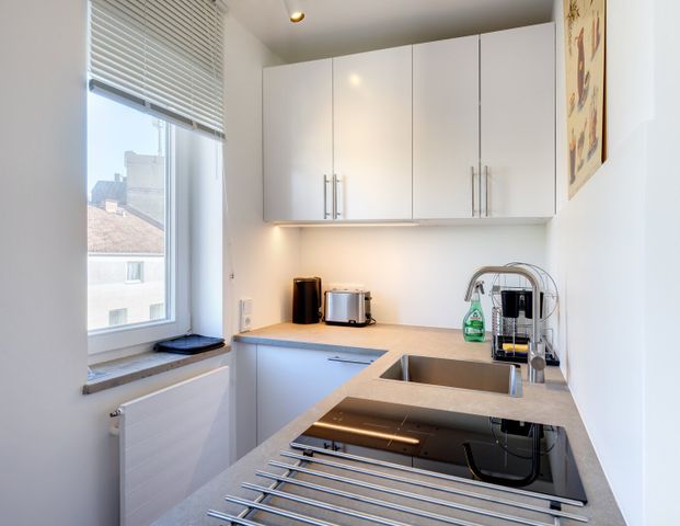 Freshly renovated apartment for rent at Josephsplatz - Photo 1