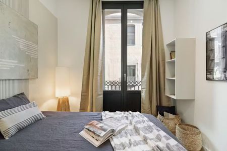 Carrer de Jonqueres, Barcelona, Catalonia 08003 - Foto 4