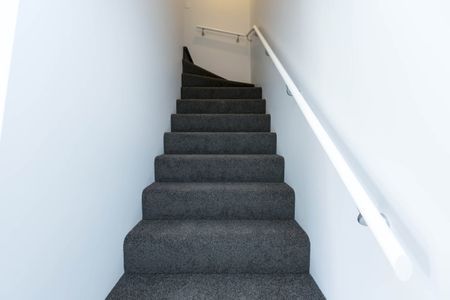 8 Reakes Crescent, Wallaceville, Upper Hutt - Photo 5