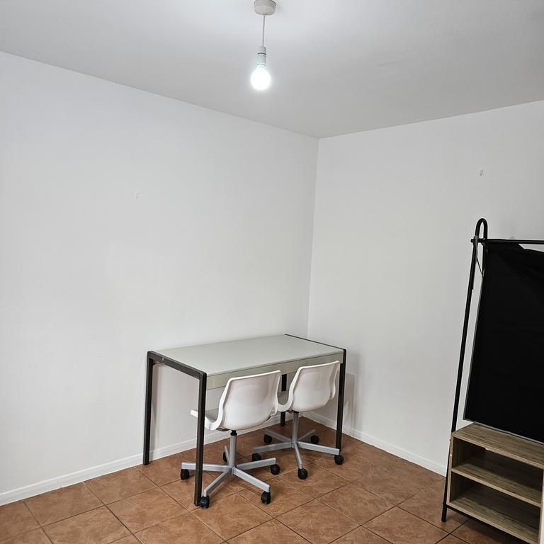 4 bedroom house to rent - Photo 1