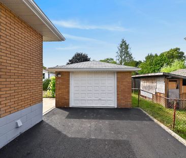 For Lease - 40 Purdy Crescent Unit# Upper, Hamilton, Ontario - Photo 3