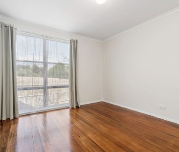 Beautifully renovated 3 bedroom family home - Photo 1