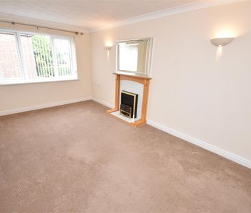 Hesslewell Court, Heswall - Photo 1