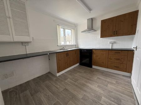 17b Greenpark Drive, Antrim, BT41 4EL - Photo 5