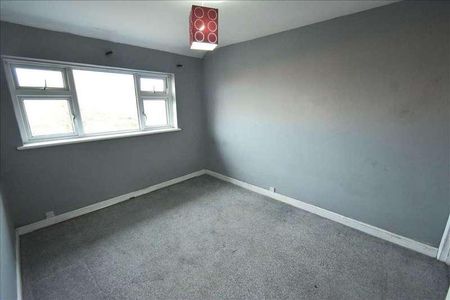 Morgan Drive, Greenhithe, DA9 - Photo 4