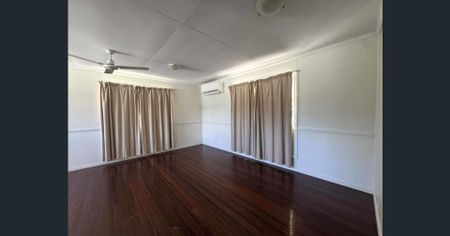 3 Bedroom with Shed - Photo 2