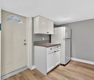 For Lease - 45 Caledonia Road Unit# Lower, Toronto, Ontario - Photo 3