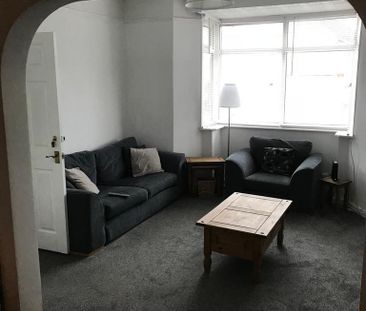 3 bedroom terraced house to rent - Photo 2