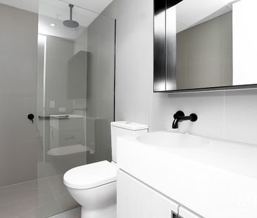 A spacious and light apartment in a prime location - Photo 4
